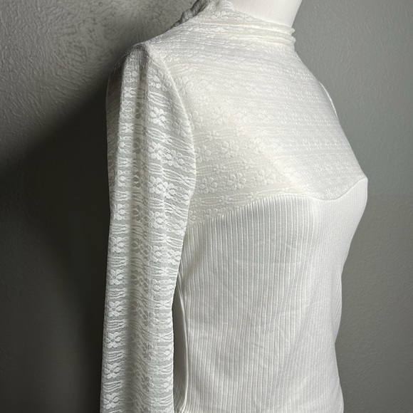 Altar’d State White Lace‎ & Stretch Knit Mock Neck Top NWT Sz Large - Picture 8 of 14